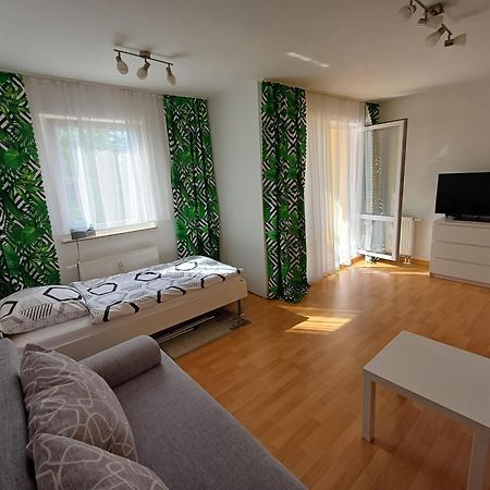 Schoene Ferienwohnung. Naehe Playmobil Und Messe Nbg Fuerth Exterior foto